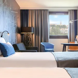 Hotel Mercure Castle Hill
